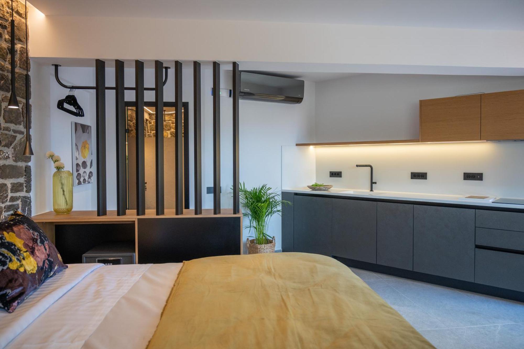 Opal Executive Suites Nafplio Ngoại thất bức ảnh